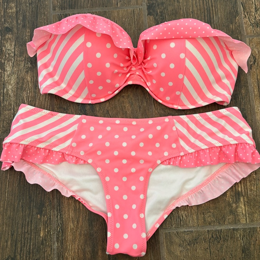 Victoria's Secret bikini